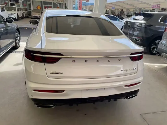 Geely Xingrui — Фото автомобиля 9