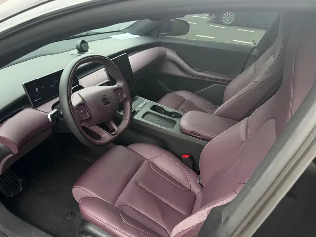 Nio ET5 Touring — Фото автомобиля 2