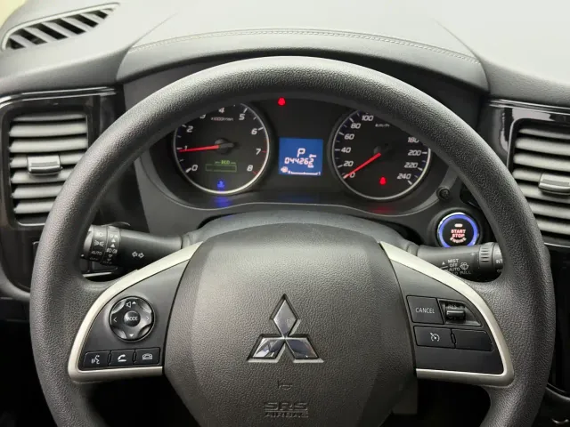 Mitsubishi Outlander — Фото автомобиля 14