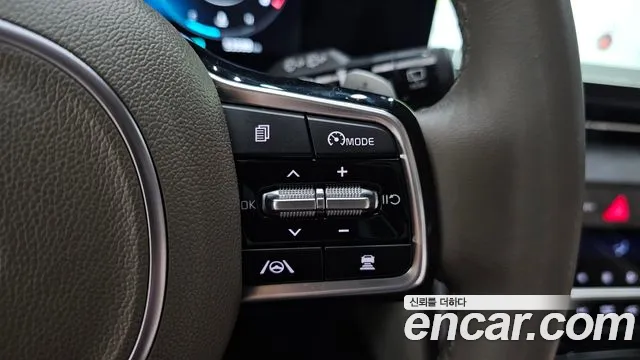 Kia Canival Carnival 4 поколение Бензин 7 мест Signature — Фото автомобиля 23