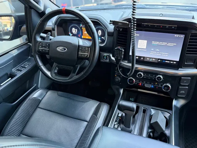 Ford F-150 Raptor — Фото автомобиля 12