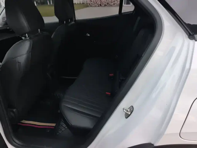 Peugeot 2008 — Фото автомобиля 13