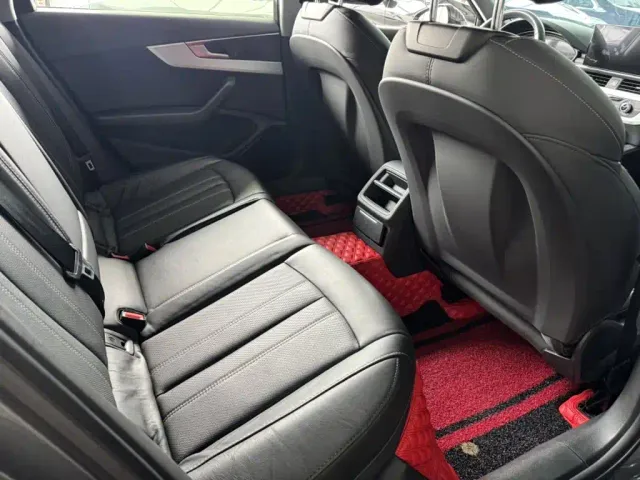 Audi A4L — Фото автомобиля 19