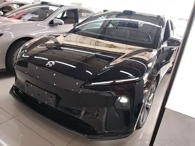 Фотография автомобиля — Nio ET5 Touring