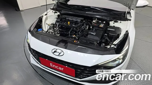 Hyundai Avante CN7 — Фото автомобиля 6