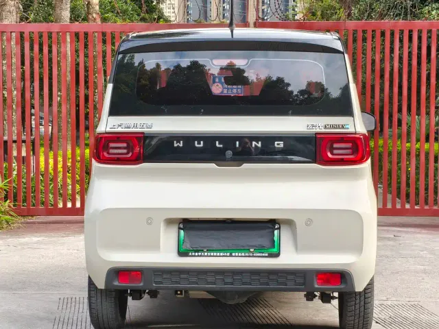 Wuling Hongguang Mini EV — Фото автомобиля 15