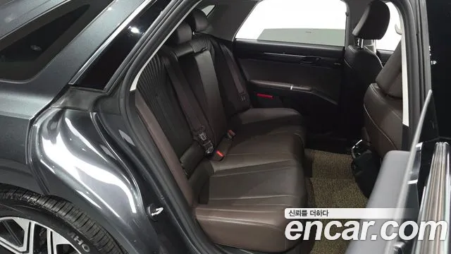 Hyundai Grandeur GN7 — Фото автомобиля 18