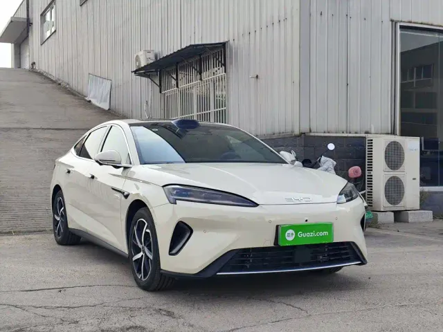 BYD Seal 07 DM-i — Фото автомобиля 3
