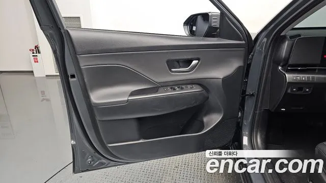 Hyundai Kona — Фото автомобиля 13