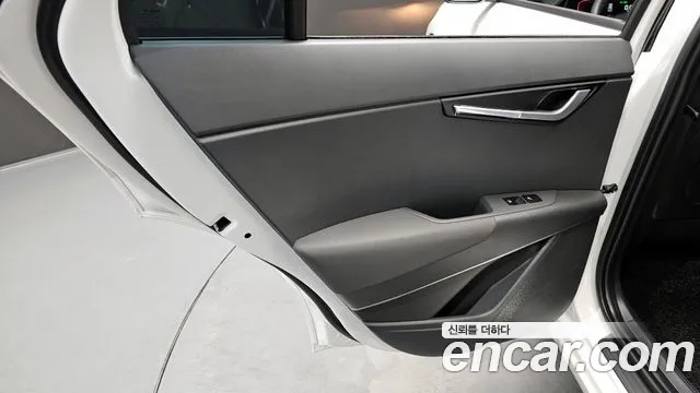 Kia Niro The All New Niro Prestige — Фото автомобиля 25