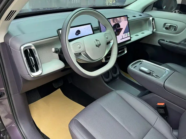 Leapmotor B10 — Фото автомобиля 3