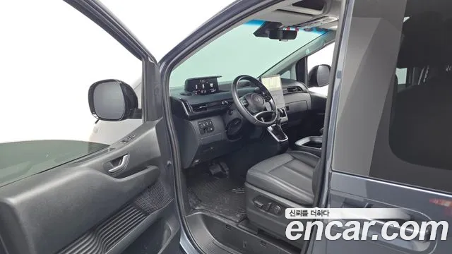 Hyundai Staria — Фото автомобиля 10
