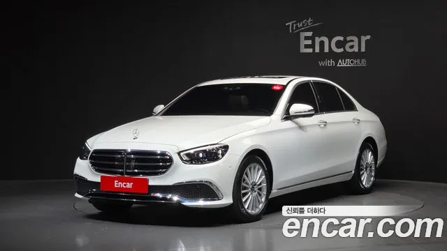 Mercedes-Benz E-Class — Фото автомобиля 10
