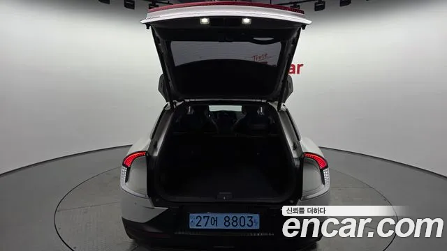 Kia EV6 — Фото автомобиля 26