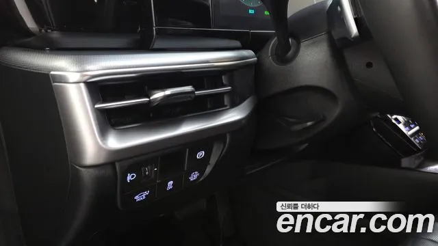 Hyundai Grandeur GN7 — Фото автомобиля 25