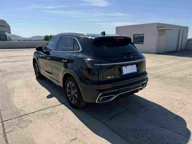 Hongqi HS5 — Фото автомобиля 9