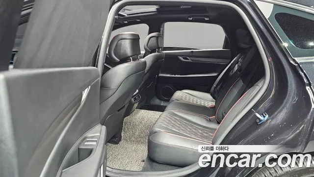Genesis G80 Бензин 2.5 турбо AWD — Фото автомобиля 12