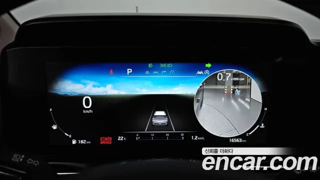 Kia Carnival Generation 4 — Фото автомобиля 11