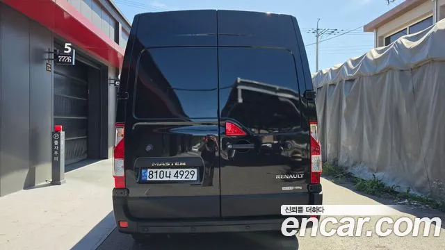 Renault Korea Master — Фото автомобиля 4