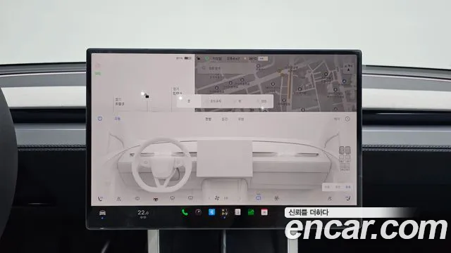 Tesla Model Y — Фото автомобиля 26