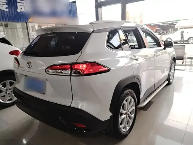 Toyota Frontlander — Фото автомобиля 6