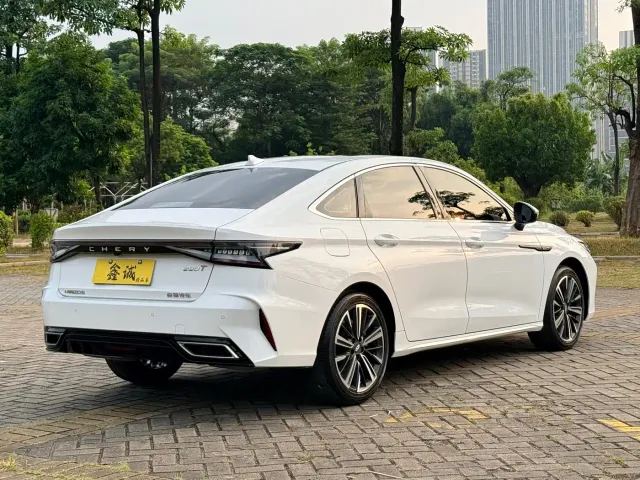 Chery Arrizo 8 — Фото автомобиля 16
