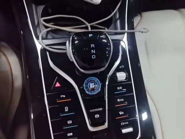BYD Qin PLUS — Фото автомобиля 13