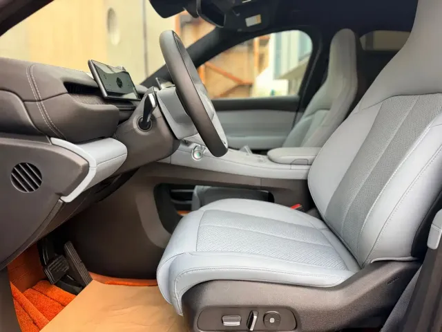 Nio EC6 — Фото автомобиля 14