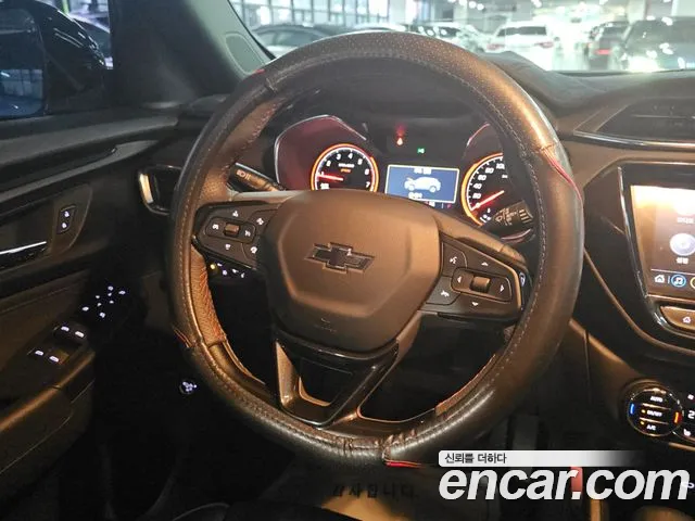Chevrolet Trailblazer — Фото автомобиля 12