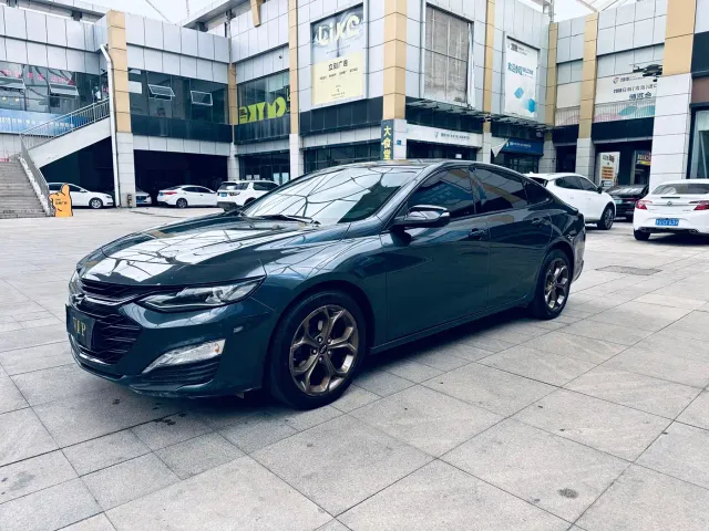 Chevrolet Malibu XL — Фото автомобиля 3