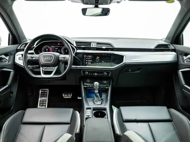 Audi Q3 — Фото автомобиля 6
