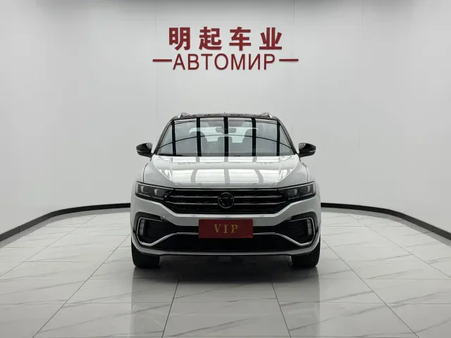 Volkswagen T-Roc — Фото автомобиля 3
