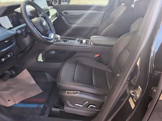 Geely Haoyue L — Фото автомобиля 9