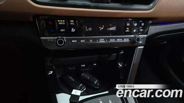 Kia Seltos Новый Seltos Бензин 1.6 турбо 2WD — Фото автомобиля 24