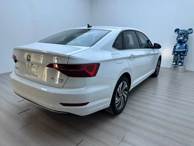 Volkswagen Sagitar — Фото автомобиля 5