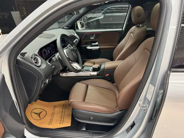 Mercedes-Benz GLB-Class — Фото автомобиля 8