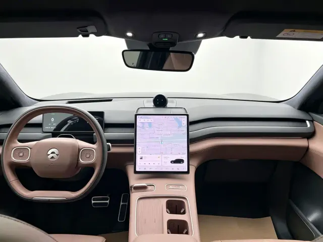 Nio ES8 — Фото автомобиля 6