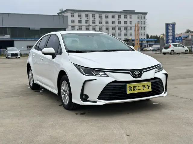 Toyota Corolla — Фото автомобиля 2