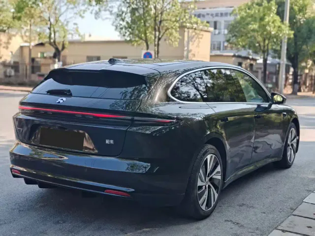 Nio ET5 Touring — Фото автомобиля 10