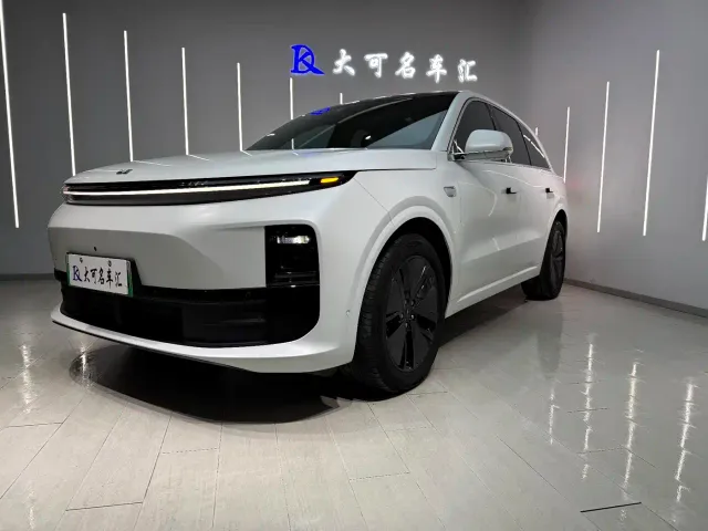 Фотография автомобиля — Li Auto L6