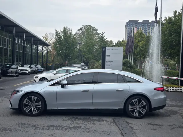 Mercedes-Benz Mercedes-Benz EQS 2022 450+ Pioneer Edition — Фото автомобиля 3