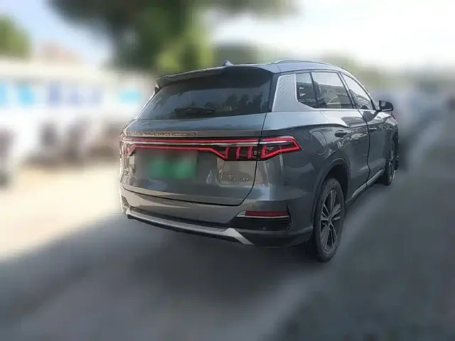 BYD Song Pro — Фото автомобиля 4