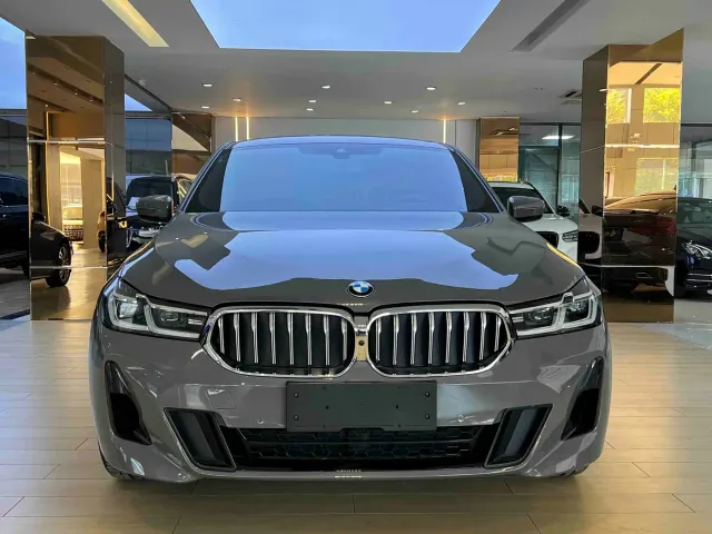 BMW 6 Series Gran Turismo — Фото автомобиля 2