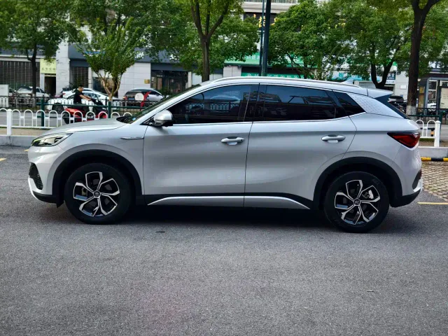 BYD Yuan PLUS — Фото автомобиля 8