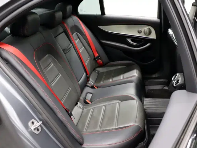 Mercedes-Benz E-Class AMG — Фото автомобиля 25