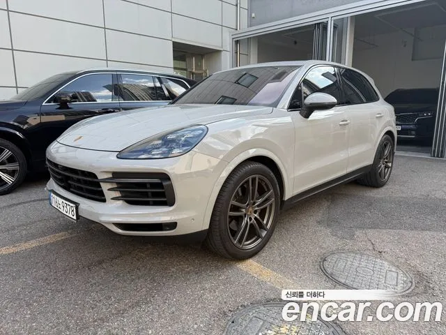Фотография автомобиля — Porsche Cayenne PO536