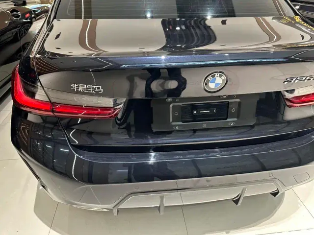 BMW 3 Series — Фото автомобиля 13