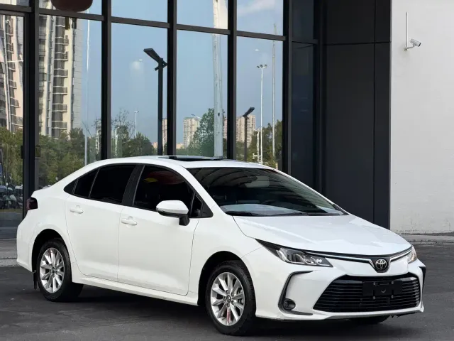 Toyota Corolla — Фото автомобиля 3