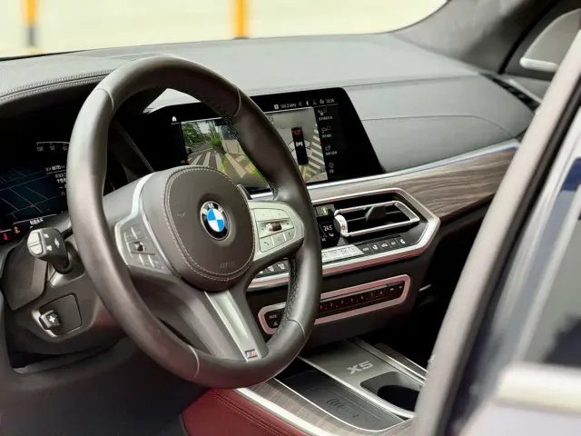 BMW X5 — Фото автомобиля 4