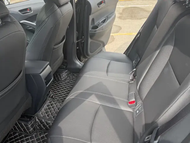 Toyota Frontlander — Фото автомобиля 11